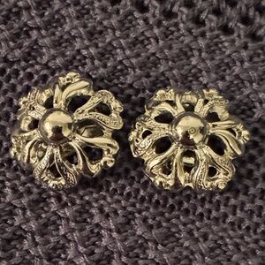 Elegant Silver Floral Earrings